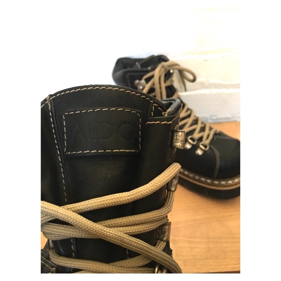 RARE Chunky Vintage ALDO Boots - Picture 9 of 10